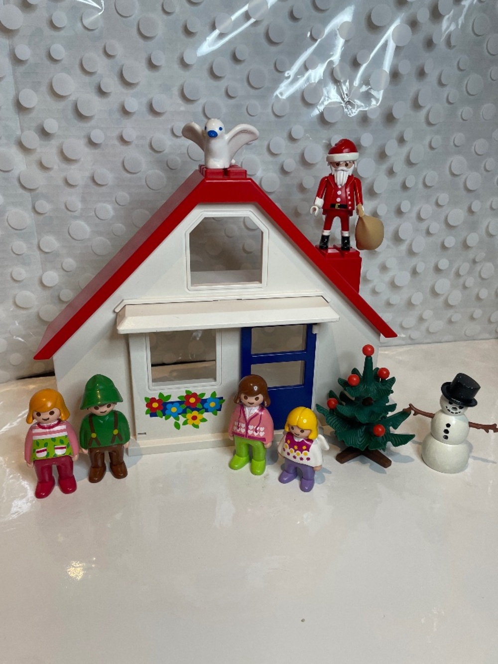 Vintage Playmobil 123 Cottage playset 6802 - Christmas theme
